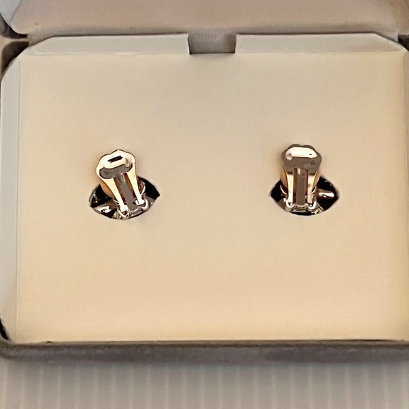 NEW Nolan Miller Broadway Bow Earrings - Picture 5 of 7